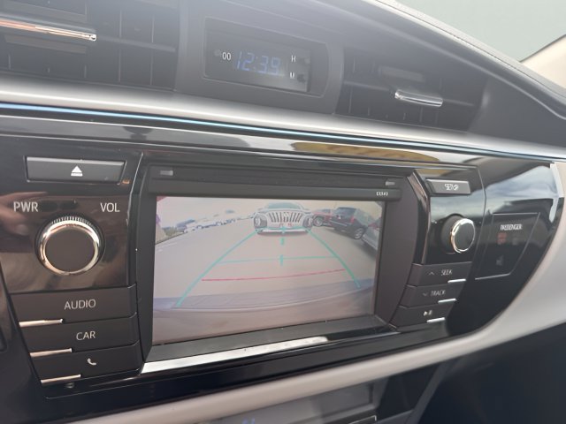 Used 2015 Toyota Corolla LE w/ Body Protection Package #2 FWD image 13