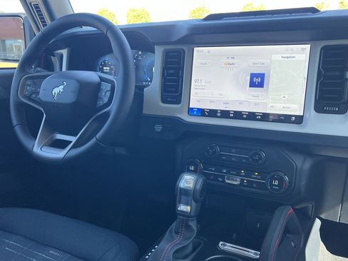 New 2026 Ford Bronco Heritage Edition AWD/4WD image 3