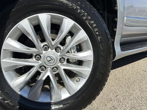 Used 2014 Lexus GX 460 460 w/ Premium Package image 8