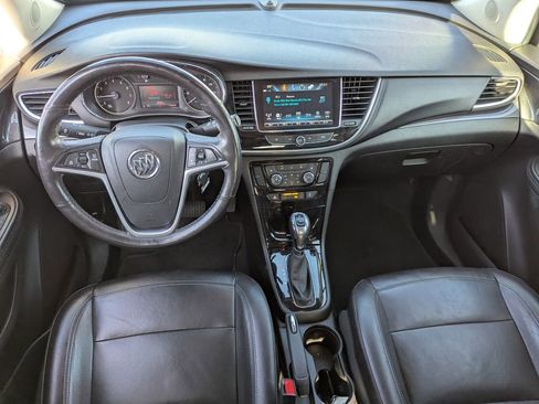 Used 2020 Buick Encore Essence image 30