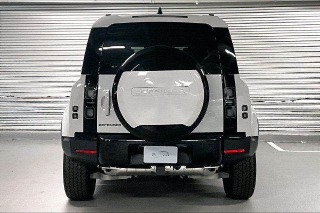 New 2026 Land Rover Defender 110 S AWD/4WD image 5