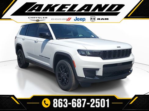 Used 2024 Jeep Grand Cherokee L Altitude RWD image 1