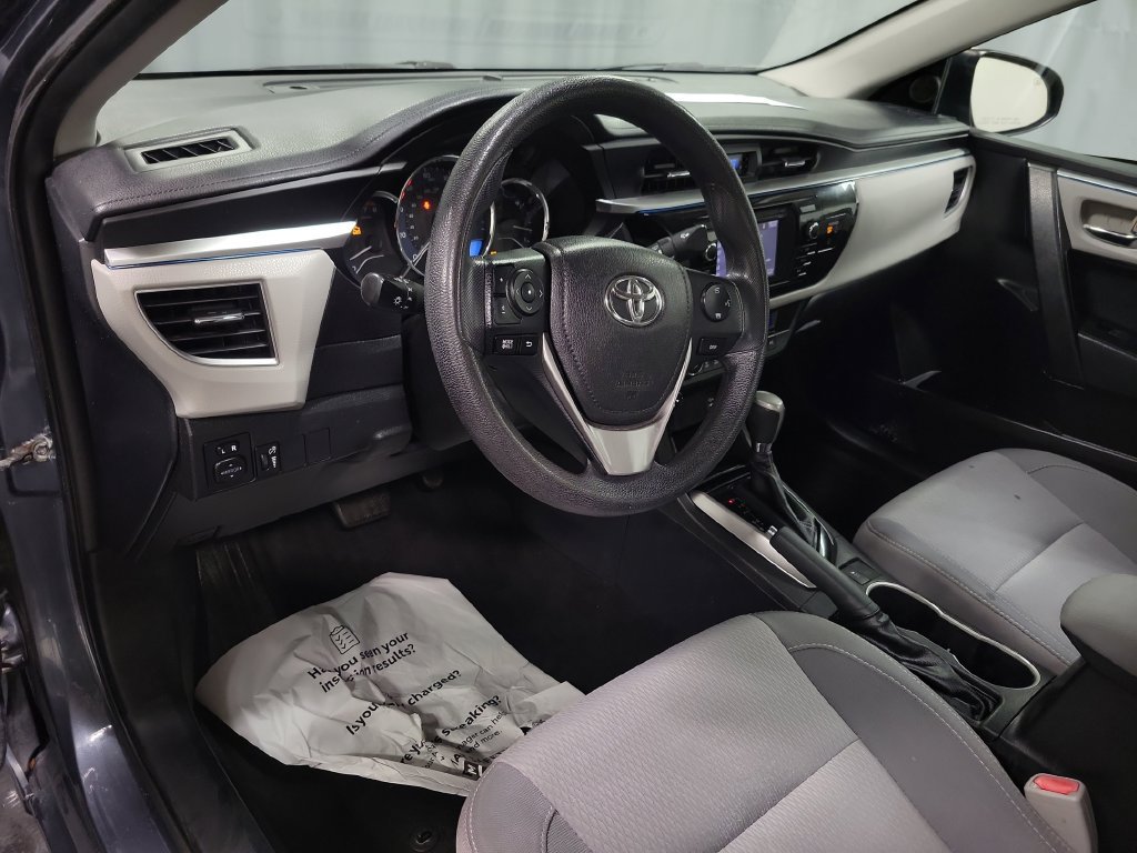 Used 2014 Toyota Corolla LE FWD image 16