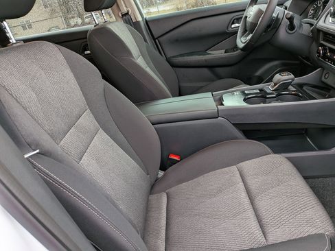 New 2026 Nissan Rogue SV w/ Cold Weather Package image 31