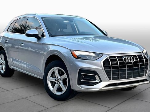 Certified 2023 Audi Q5 2.0T Premium w/ Convenience Package AWD/4WD image 3