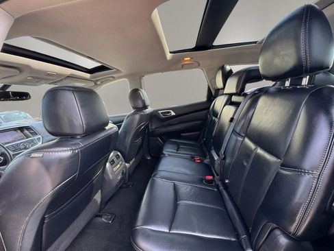 Used 2017 Nissan Pathfinder SL w/ SL Premium Package FWD image 13