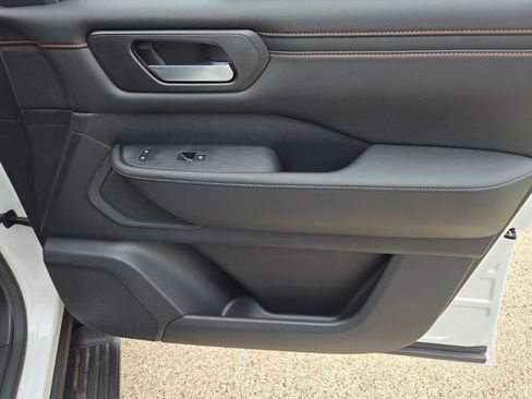 New 2025 Nissan Armada PRO-4X image 5