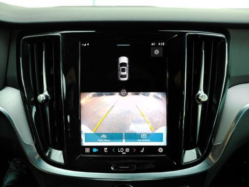 Used 2024 Volvo S60 B5 Plus w/ Climate Package FWD image 10