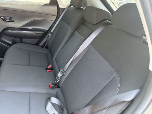 Used 2025 Hyundai Kona SEL AWD/4WD image 13