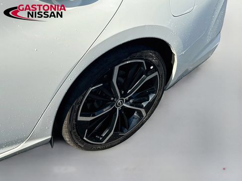 Used 2024 Nissan Altima 2.5 SR FWD image 36