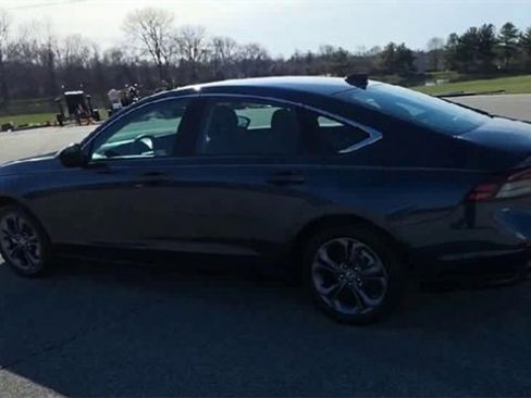 Certified 2025 Honda Accord EX-L image 5