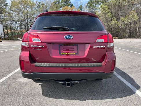 Used 2013 Subaru Outback 2.5i Limited image 4
