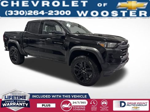 Used 2024 Chevrolet Colorado Trail Boss w/ Technology Package image 8