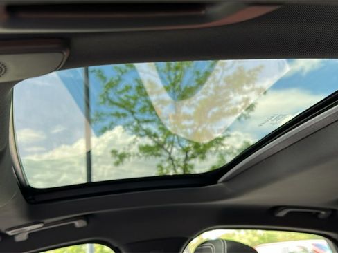 New 2024 Jaguar XF R-Dynamic SE image 12