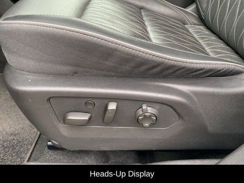 Used 2021 Buick Envision Avenir w/ Technology Package II image 13