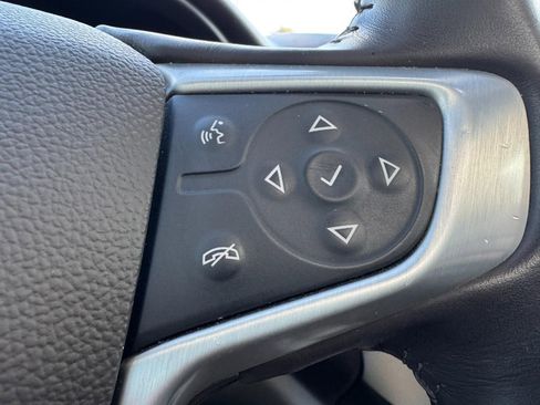 Used 2018 GMC Acadia SLT image 20