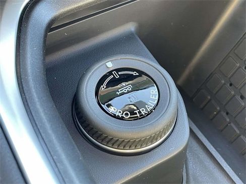 New 2025 Ford Expedition Max Platinum w/ Stealth Appearance Package image 15