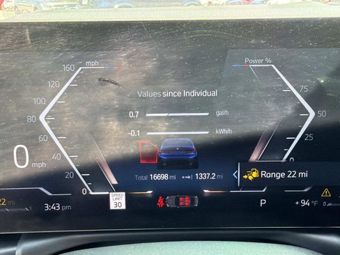 Used 2024 BMW 330e RWD image 30