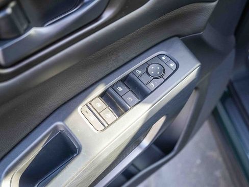 Used 2025 Nissan Pathfinder Rock Creek AWD/4WD image 21