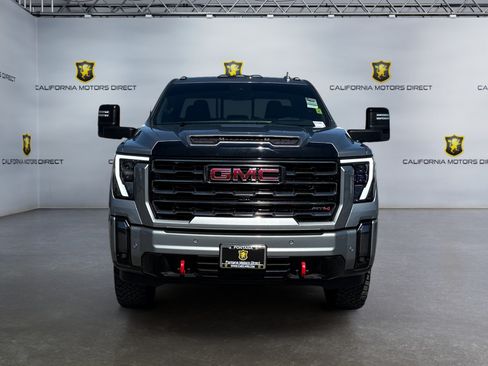 Used 2024 GMC Sierra 2500 AT4 w/ AT4 Premium Plus Package AWD/4WD image 8