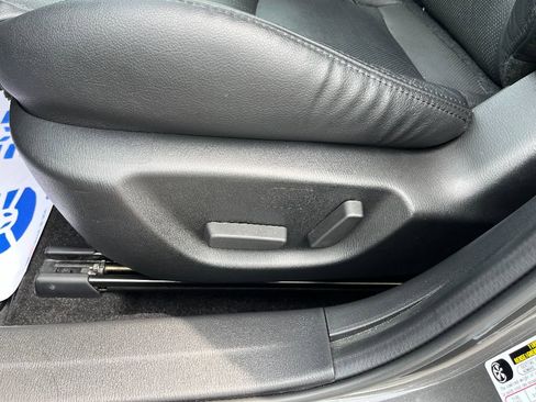 Used 2018 MAZDA MAZDA3 Grand Touring w/ Premium Equipment Package image 29