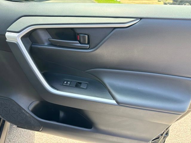 Used 2025 Toyota RAV4 LE FWD image 24