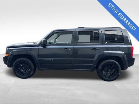 Used 2014 Jeep Patriot Sport image 4