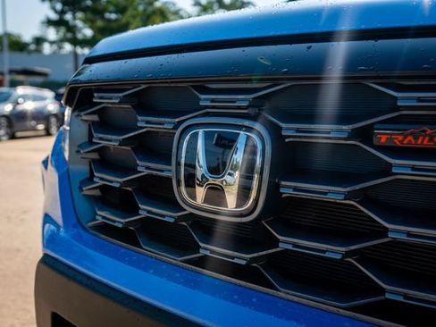 Used 2024 Honda Ridgeline TrailSport image 13