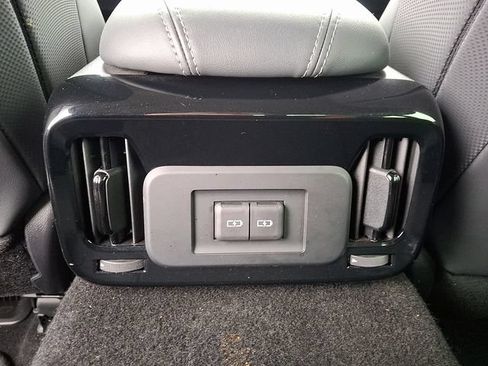 Used 2023 Toyota Mirai w/ Advanced Technology Package RWD image 12