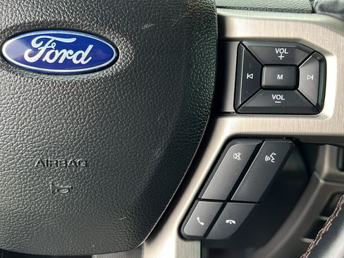 Used 2022 Ford F350 Platinum AWD/4WD image 27