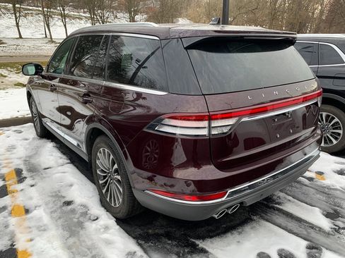 Certified 2023 Lincoln Aviator Reserve w/ Equipment Group 201A image 2