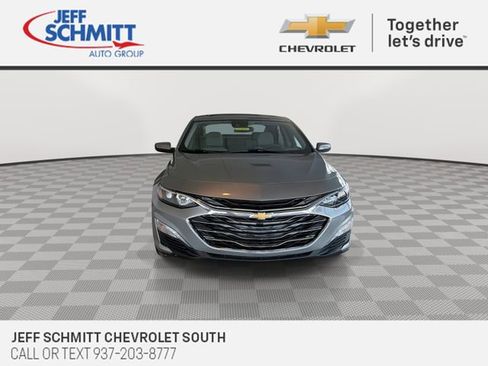 Used 2024 Chevrolet Malibu LT image 3