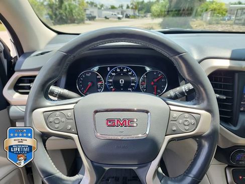 Certified 2021 GMC Acadia Denali w/ Denali Technology Package FWD image 24