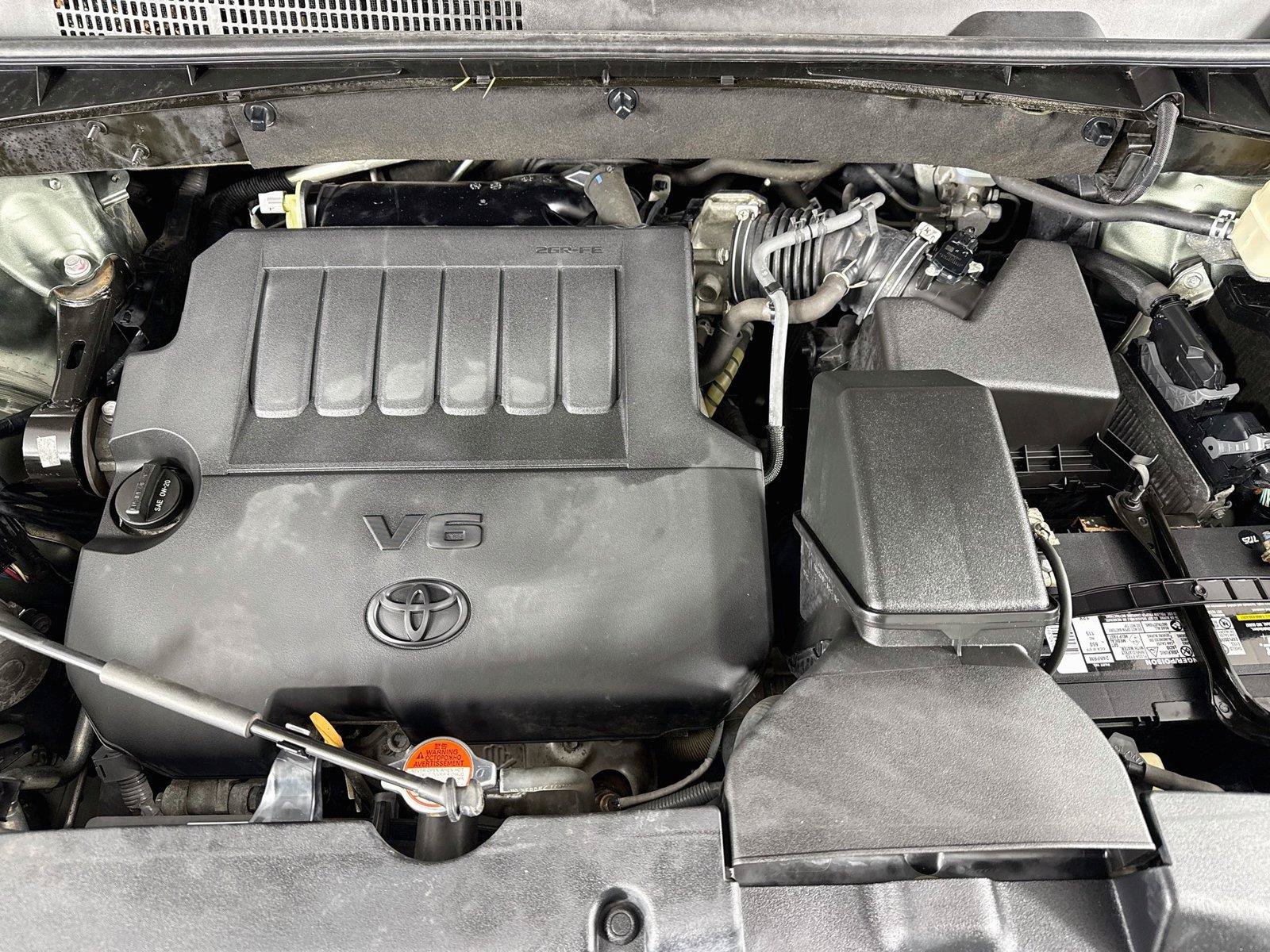 Used 2016 Toyota Highlander LE AWD/4WD image 38