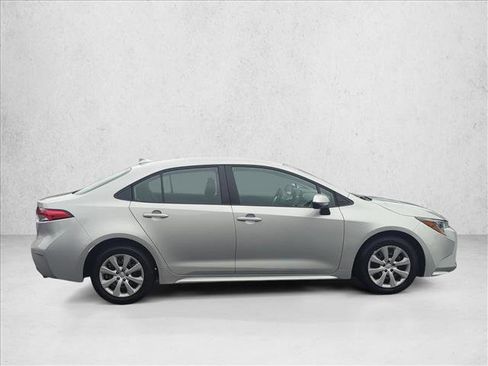 Certified 2025 Toyota Corolla LE image 4