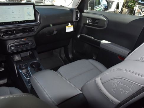 Certified 2025 Ford Bronco Sport Badlands image 16