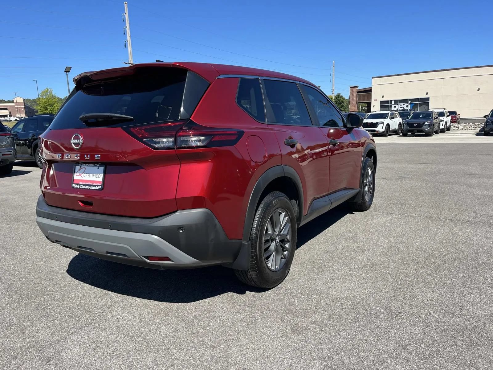 Used 2023 Nissan Rogue S FWD image 31