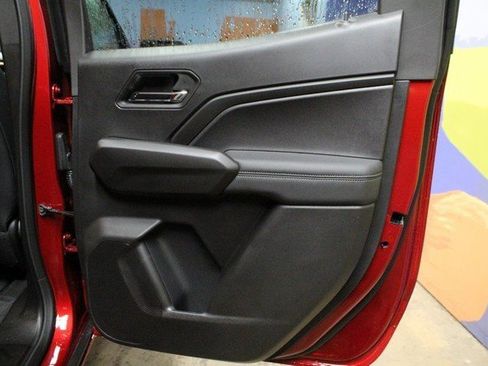 New 2026 GMC Canyon Elevation w/ Convenience Package image 11