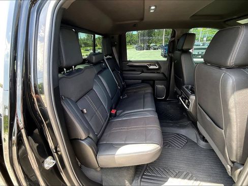 Used 2024 Chevrolet Silverado 2500 High Country AWD/4WD image 24