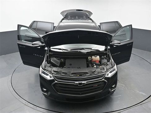 Used 2020 Chevrolet Traverse RS w/ LPO, Floor Liner Package image 53