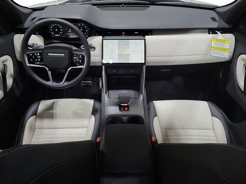 New 2026 Land Rover Discovery Sport Landmark AWD/4WD image 25