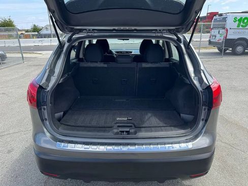 Used 2017 Nissan Rogue Sport SV FWD image 10