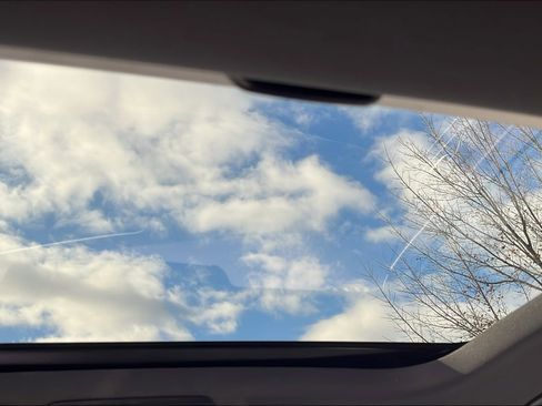 Used 2024 Volkswagen GTI SE image 24