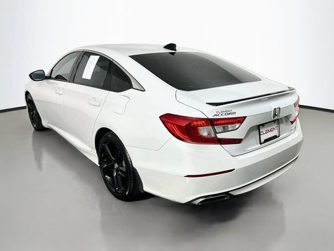 Used 2022 Honda Accord Sport image 8