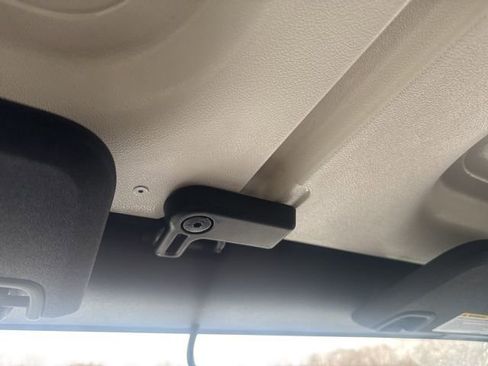 Used 2015 Jeep Wrangler Unlimited Sahara w/ Connectivity Group image 20