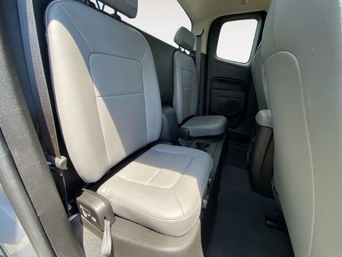 Used 2022 Chevrolet Colorado W/T w/ WT Convenience Package RWD image 14