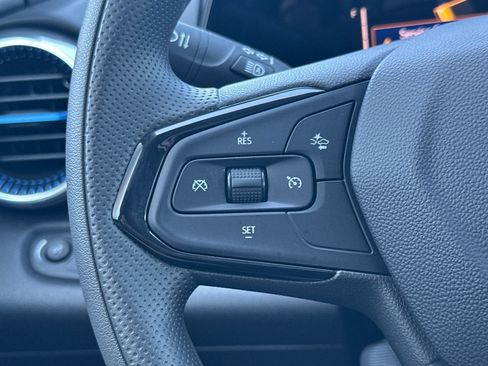 Used 2026 Chevrolet Trax LT FWD image 34