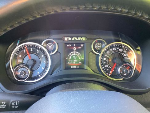 Used 2022 RAM 1500 Big Horn RWD image 10