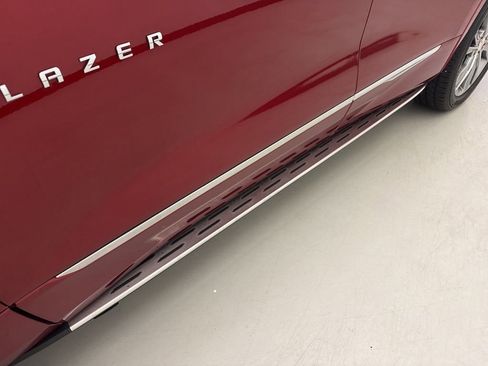 Used 2019 Chevrolet Blazer Premier w/ Sun and Wheels Package AWD/4WD image 21