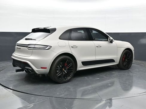 Used 2022 Porsche Macan GTS AWD/4WD image 2
